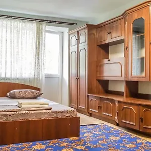 https://apartments-on-druzhby-narodiv-8a.hotels-of-kiev.com